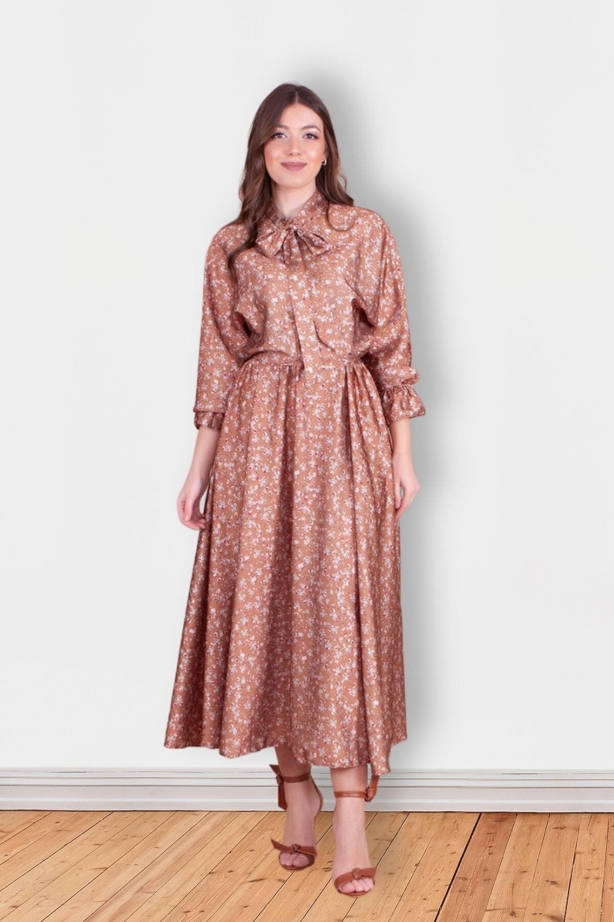 Modest Floral Print Satin Batwing Sleeve Evening Dress - Tan - Bidoluelbise