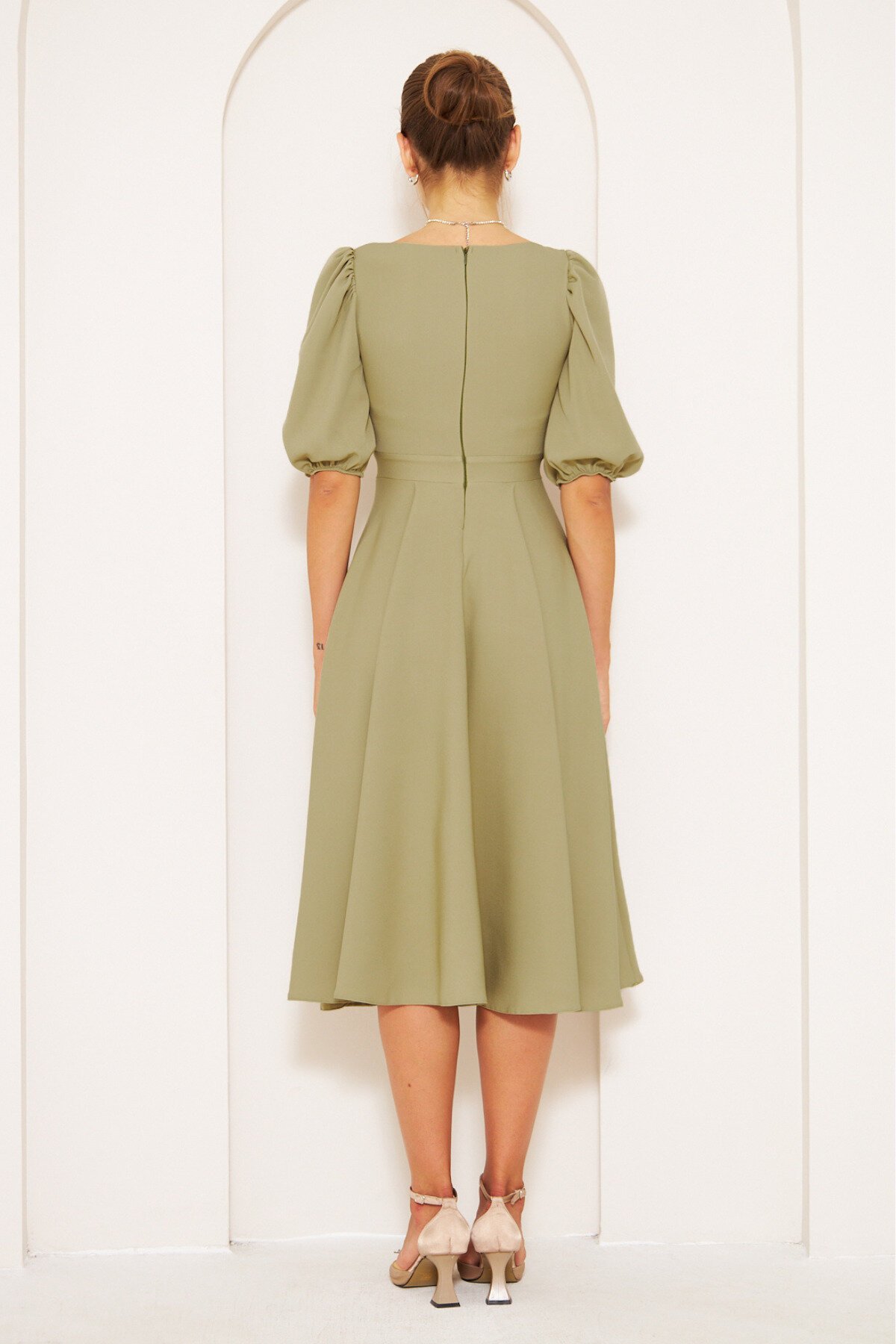 Midi Woven Elasticized Square Neck Balloon Sleeve Dress - Olive Green - Bidoluelbise