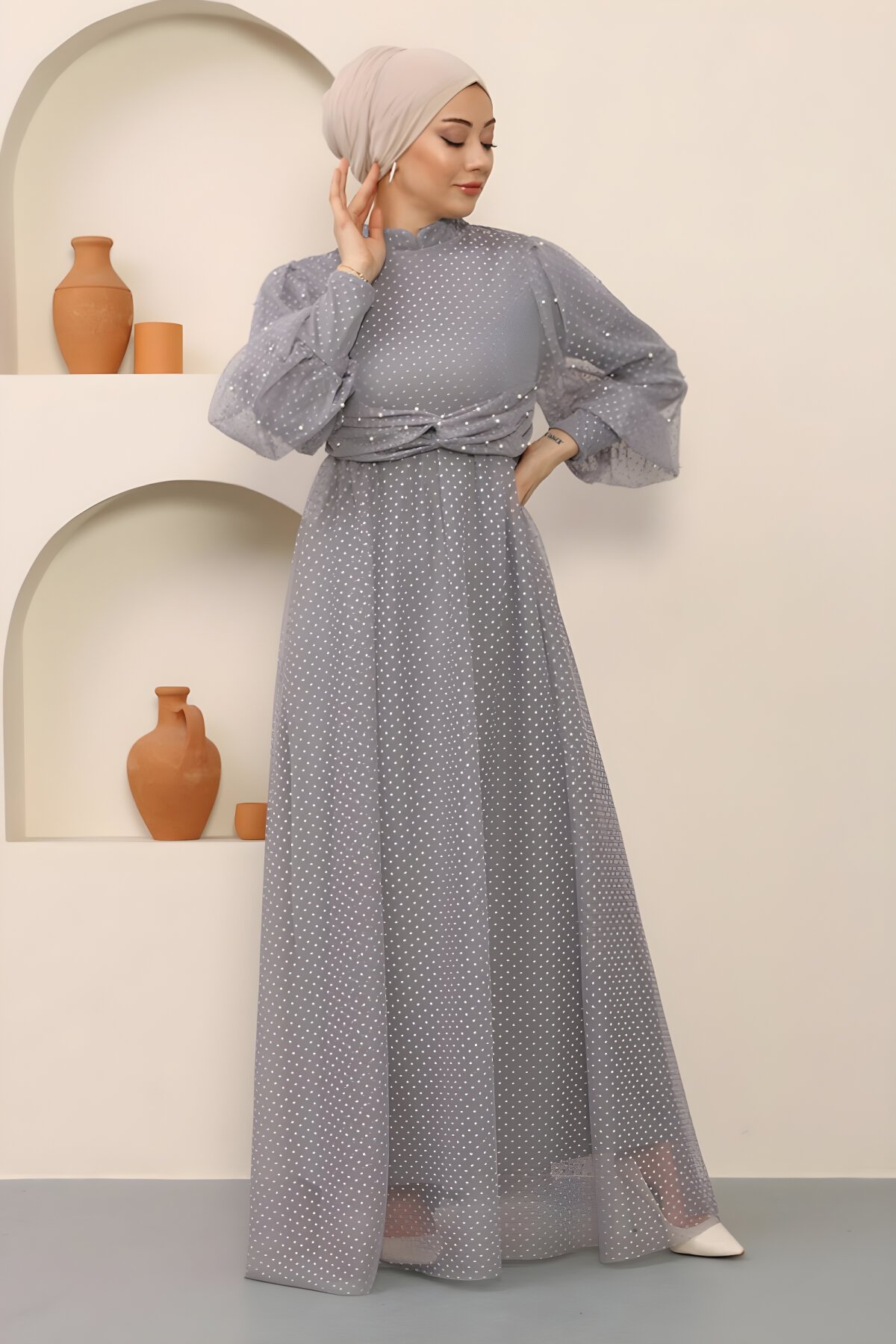 Gri Tül İnci Detaylı Abiye Elbise Gri Tül İnci Detaylı Abiye Elbise