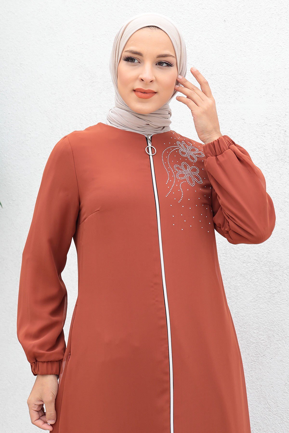 Patterned Chiffon Zippered Abaya - Salmon - Modamihram