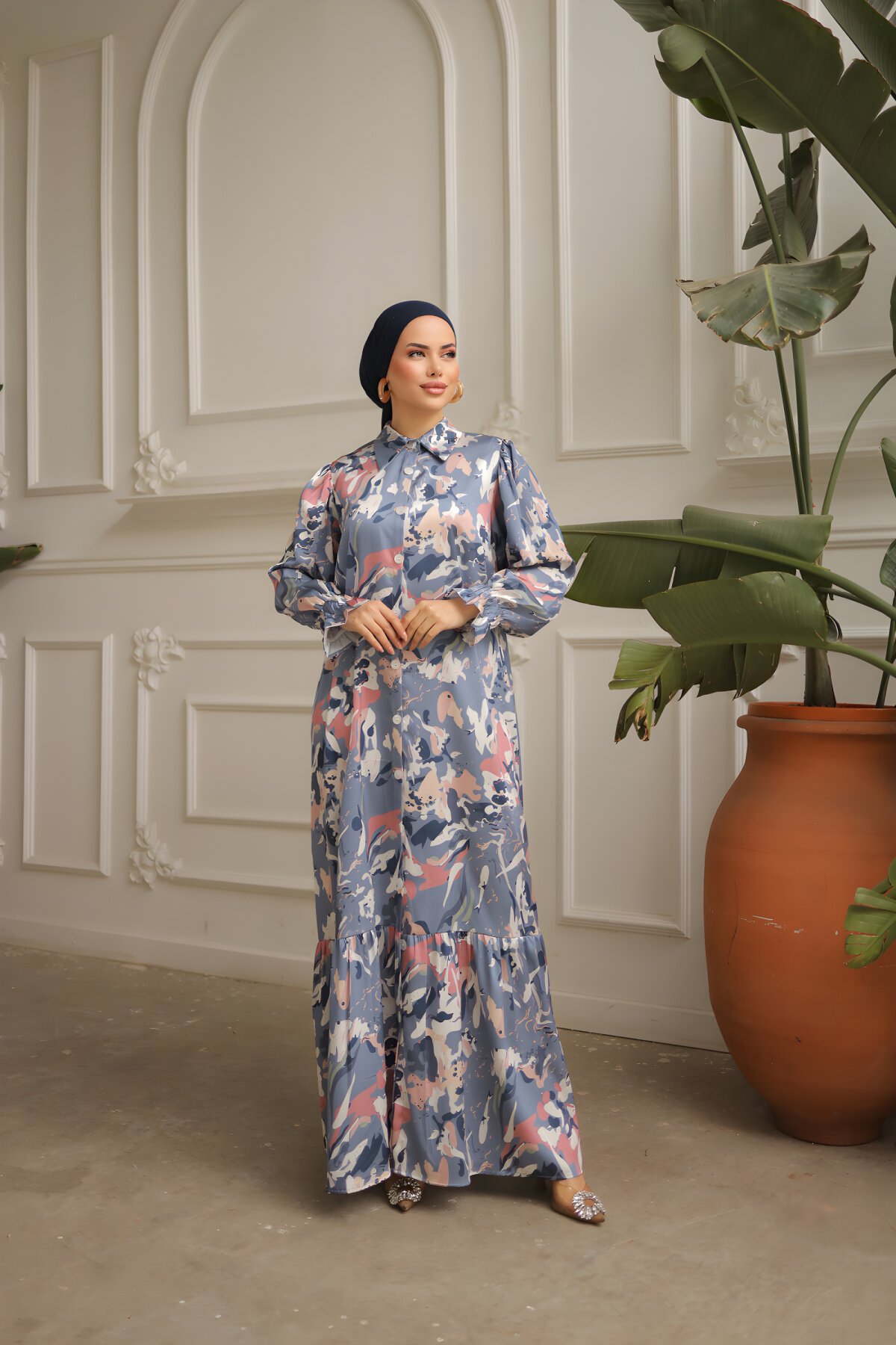 Mavi Desenli Saten Yaka Boy Düğmeli Gömlek Elbise Mavi Desenli Saten Yaka Boy Düğmeli Gömlek Elbise