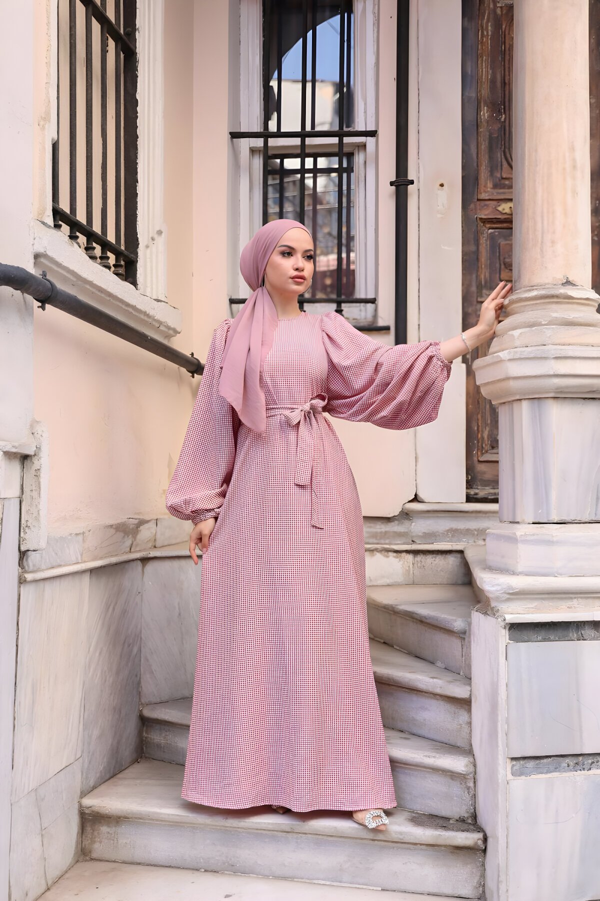 Pembe Pötikareli Jakar Balon Kol Elbise