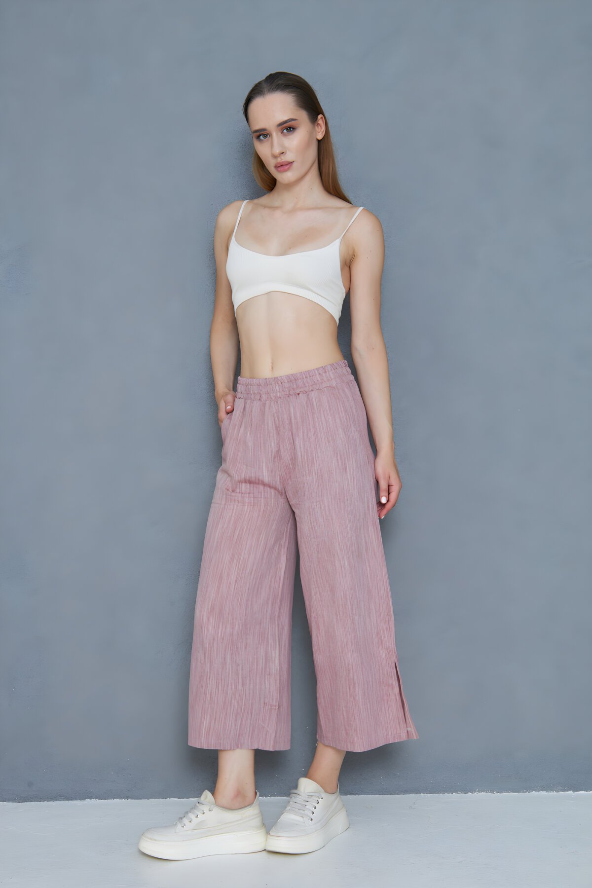 Bordo Keten Salaş Kapri Bermuda Beli Lastikli Cepli Paçası Yırtmaçlı Pantolon