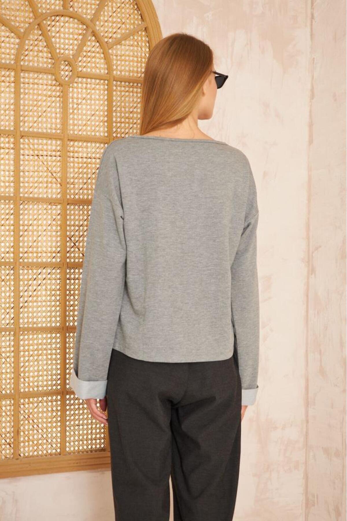 Extra Long Slouchy Slit-Neck Cuffed-Sleeve Sweatshirt - Gray - Pasaklı Giyim