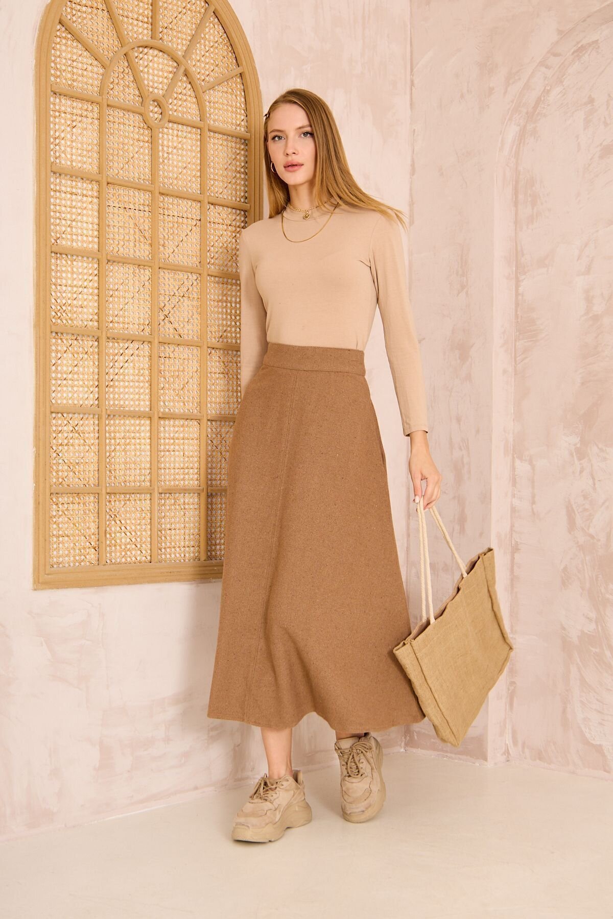 Long Slim-Fit High-Waisted Flare Cachet-Textured Pocketed Skirt - Brown - Pasaklı Giyim