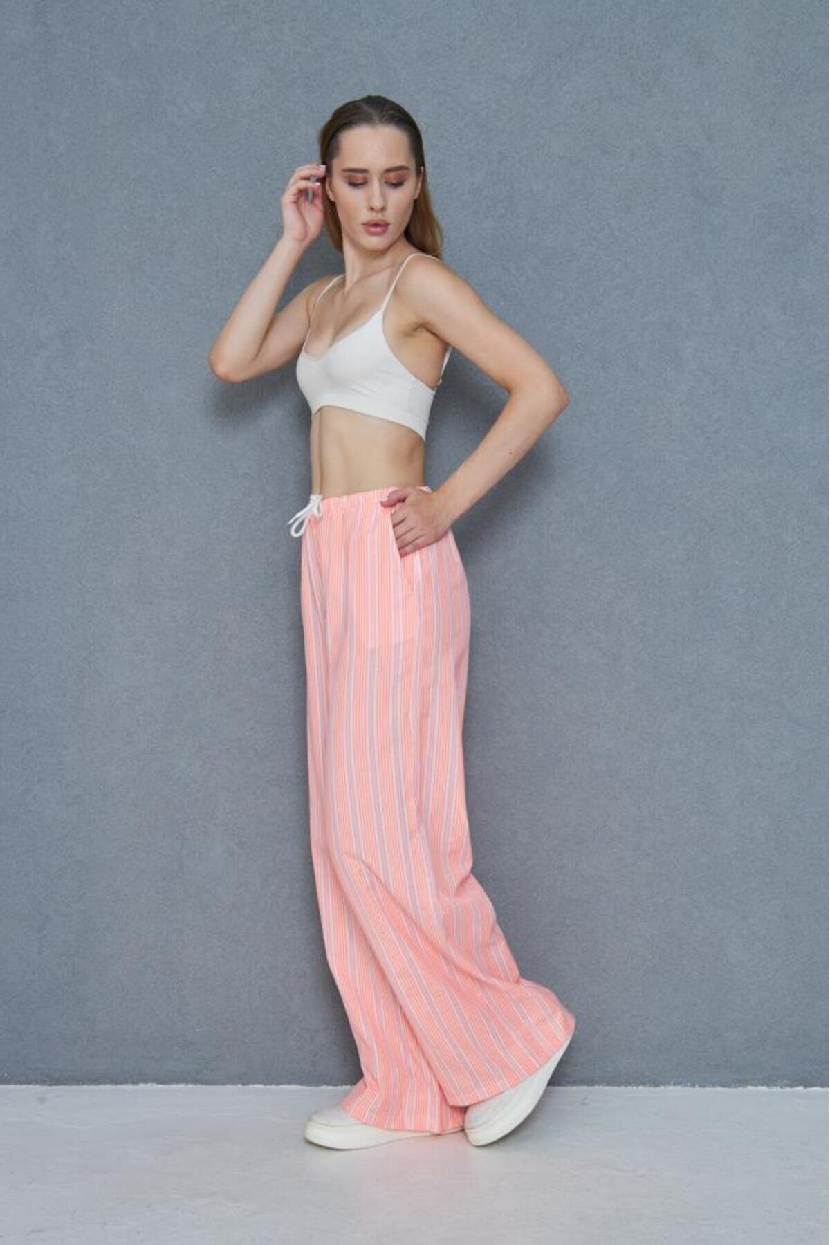 Wide Leg Poplin Pocketed Drawstring Eyelet Pants - Pink and White - Pasaklı Giyim