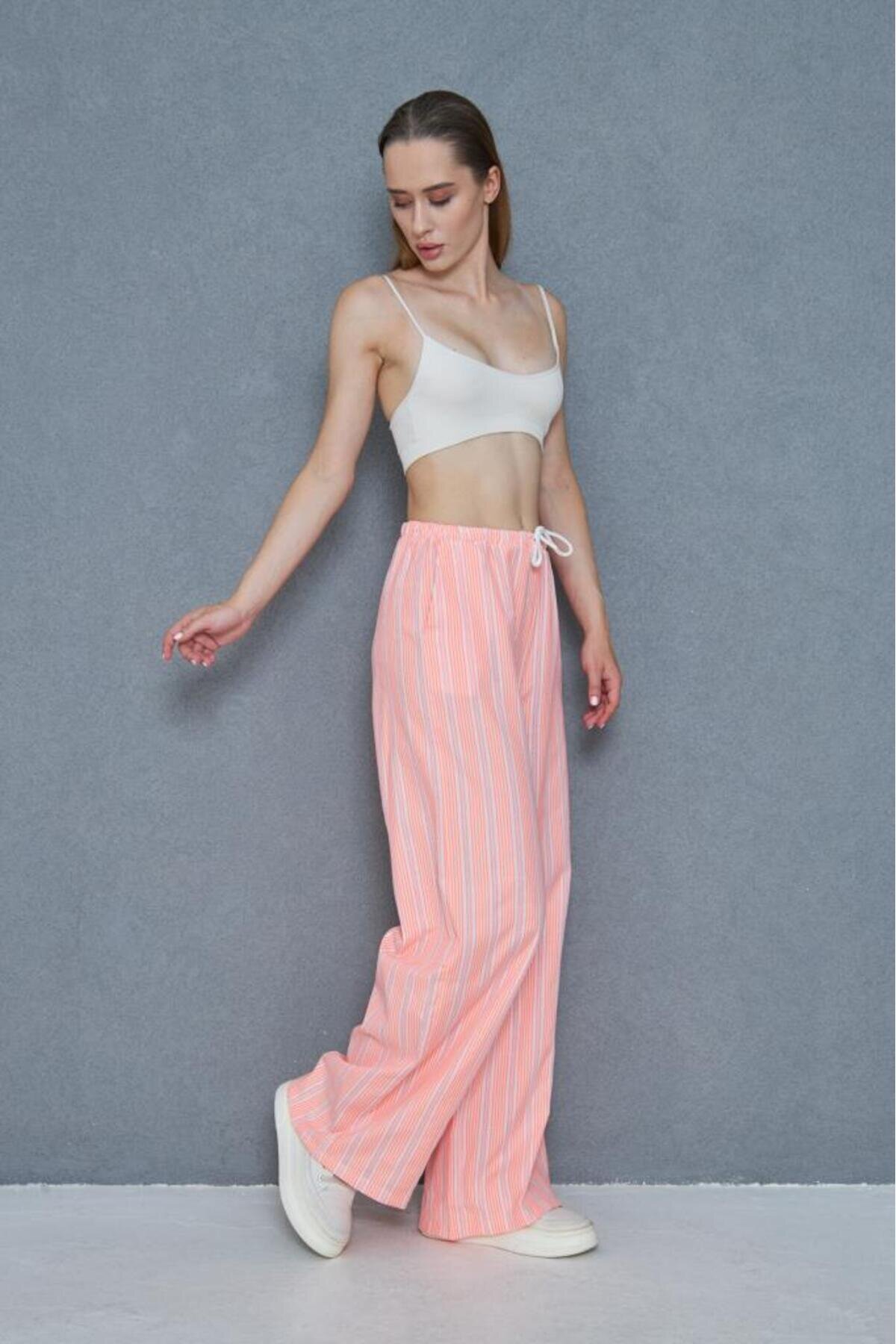 Wide Leg Poplin Pocketed Drawstring Eyelet Pants - Pink and White - Pasaklı Giyim