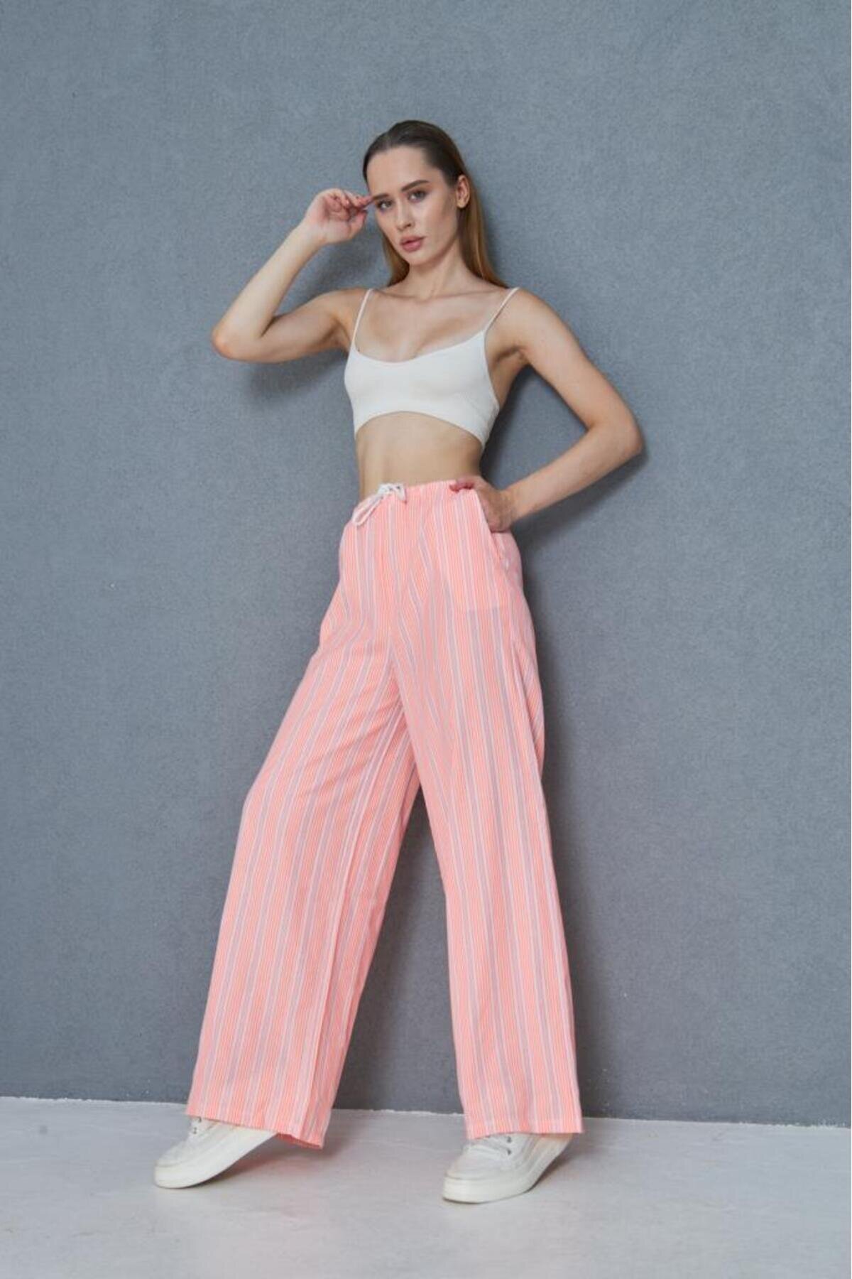 Wide Leg Poplin Pocketed Drawstring Eyelet Pants - Pink and White - Pasaklı Giyim