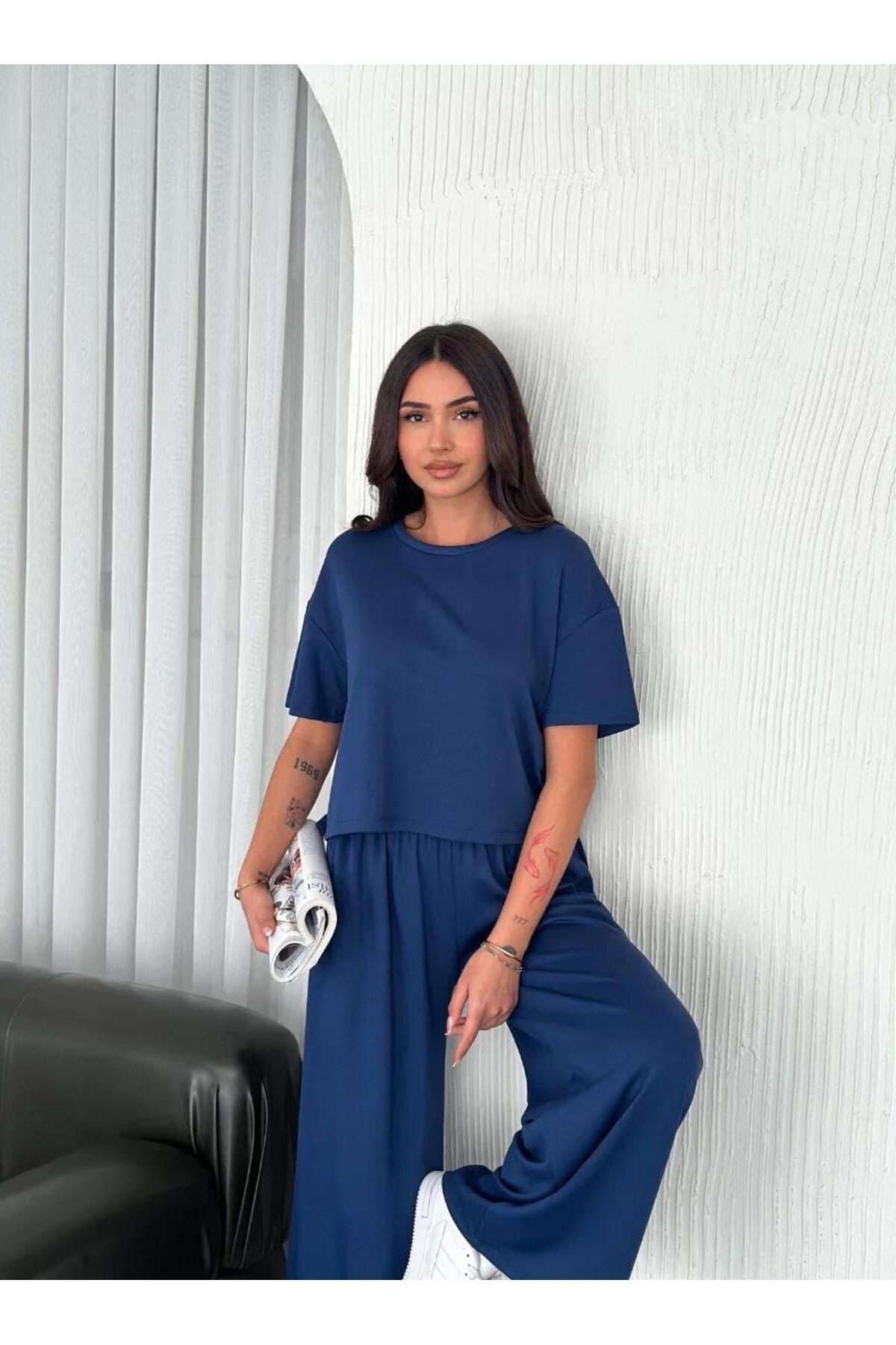 طقم تيشيرت وبنطلون واسع أزرق ملكي مودال ناعم بياقة مستديرة - RAWEA FASHİON