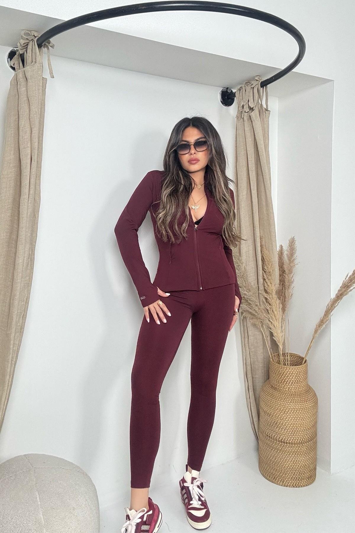 طقم جاكيت وليجن قطعتين لون عنابي أيرليفت - Sohotique By P
