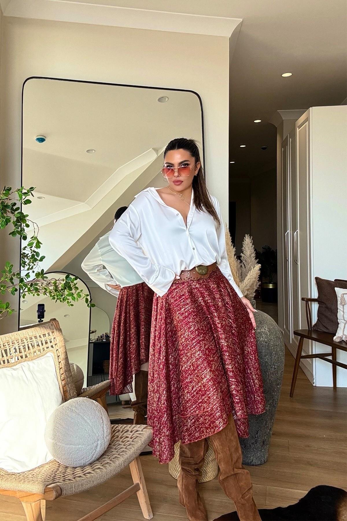 تنورة ميدي لون آجري شيفون موشح بليسيه بلمعة - Sohotique By P