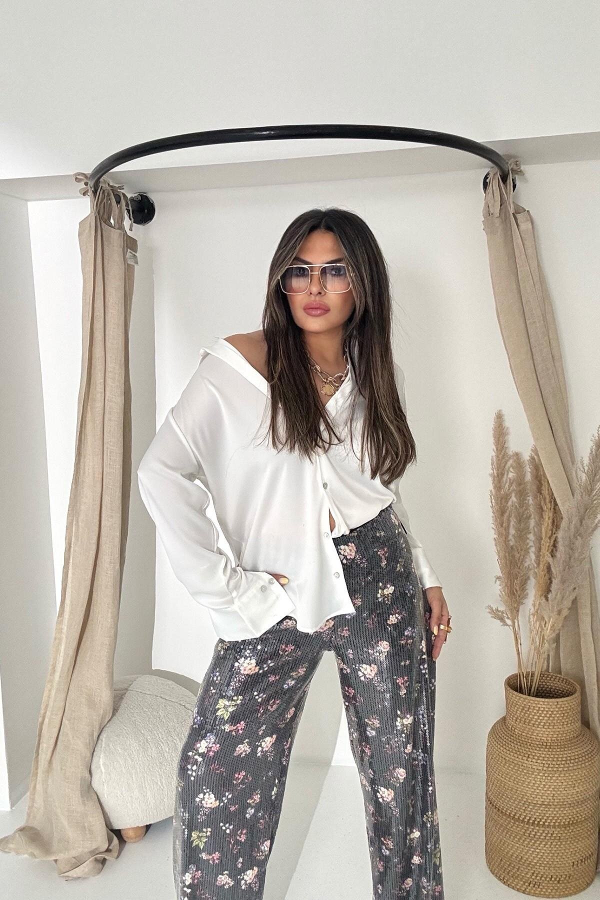 Floral Sequined Pants - Black - Sohotique By P