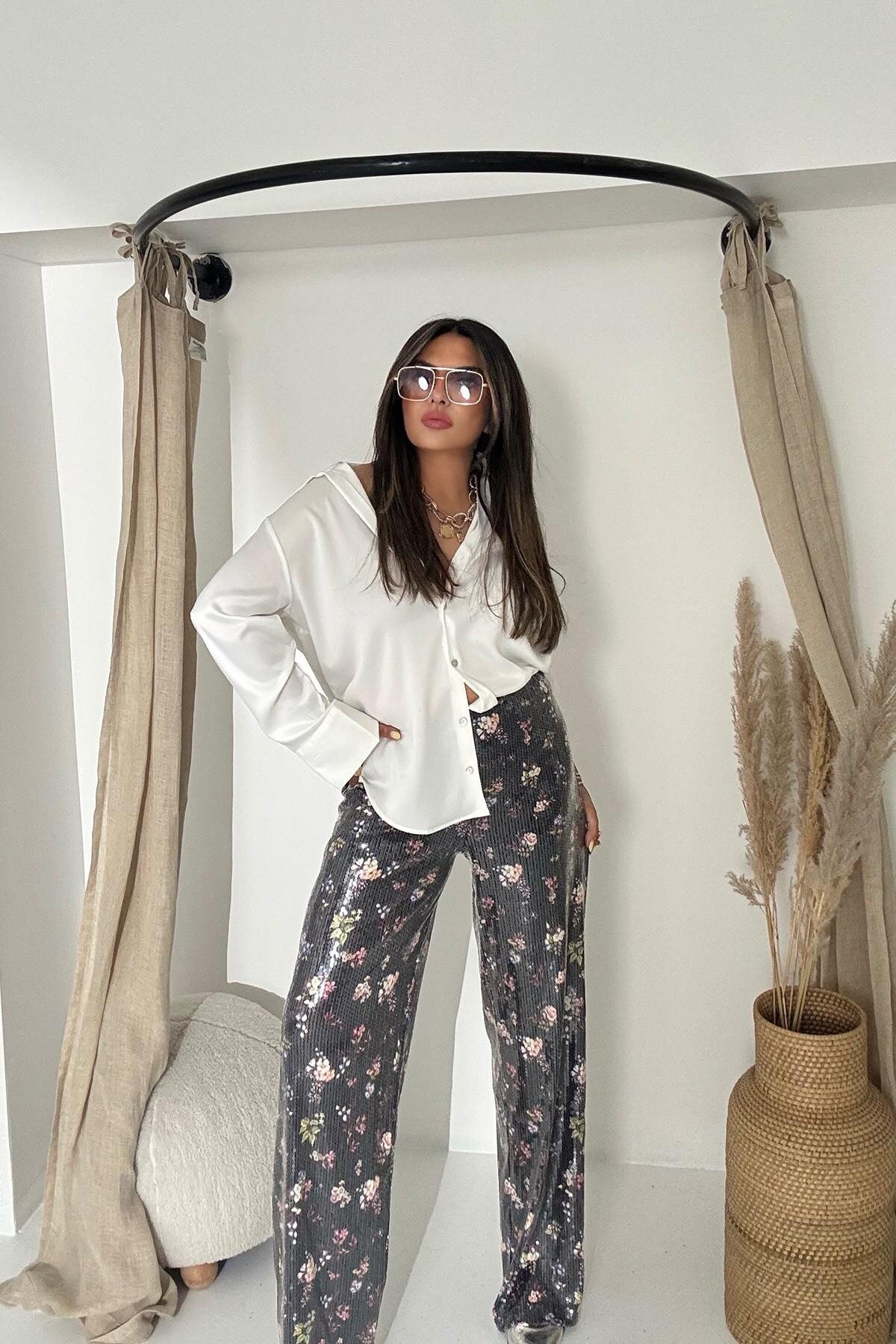 Floral Sequined Pants - Black - Sohotique By P