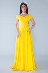 Sarı Uzun Kruvaze Kayık Yaka Düşük Omuz Abiye Elbise