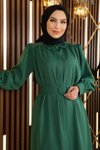 Kemerli Zümrüt Taş Detaylı Tesettür Elbise