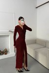 Bordo Uzun Kruvaze Yaka Simli Derin Yırtmaçlı Abiye Elbise
