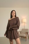 Kahverengi Mini Kayık Yaka Bağlamalı Eteği Şortlu Elbise