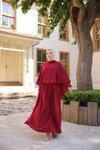 Bordo Pelerinli Yakalı Tesettür Elbise