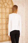 Beyaz Asimetrik Pliseli Salaş Basic Spor Yoga Yumuşak Parmak Eldiven Detaylı Bluz