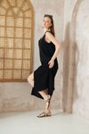 Siyah Oversize Midi Müslin Askılı Derin V Yaka Yırtmaçlı Elbise