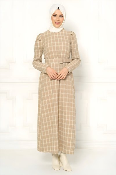 Bej Ekose Desenli Kışlık Tesettür Elbise