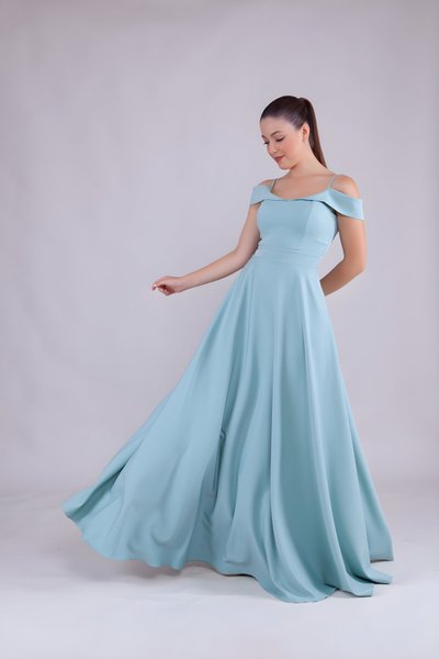 Mint Yeşili Uzun Straplez Omuz Detay Askılı Abiye Elbise