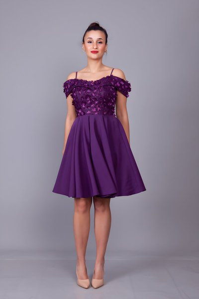 Mürdüm Çiçekli Mini Askılı Kloş Düşük Omuz Tül Detaylı Abiye Elbise