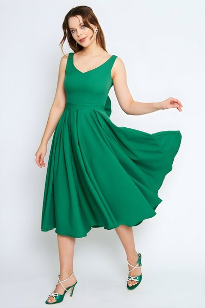 Yeşil Çimen İ Midi Kloş V Yaka Sırtı Fiyonklu Süs Düğmeli Pileli Abiye Elbise