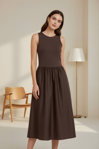 Kahverengi Evaze Keten Görünümlü Kloş Midi Elbise