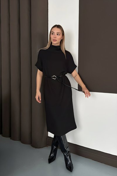 Siyah Yarım Kol Midi Dik Yaka Kemer Detaylı Elbise