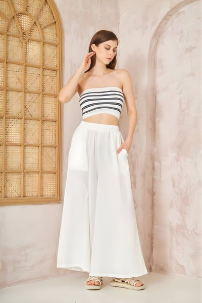 Beyaz Bol Paça Salaş Oversize Rahat Beli Lastikli Cepli Yumuşak Dokulu Pantolon