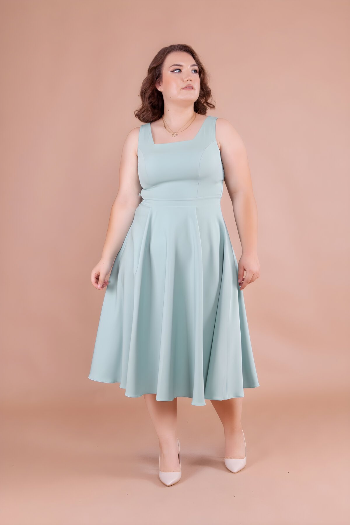 Mint Yeşili Büyük Beden Midi Kare Yaka Elbise - Bidoluelbise