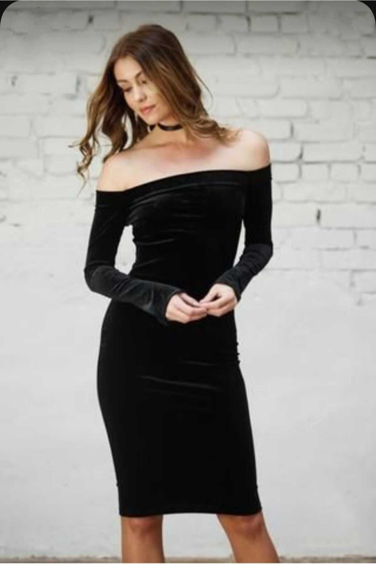 Midi Pencil Velvet Long-Sleeve Dress - Black - Charango