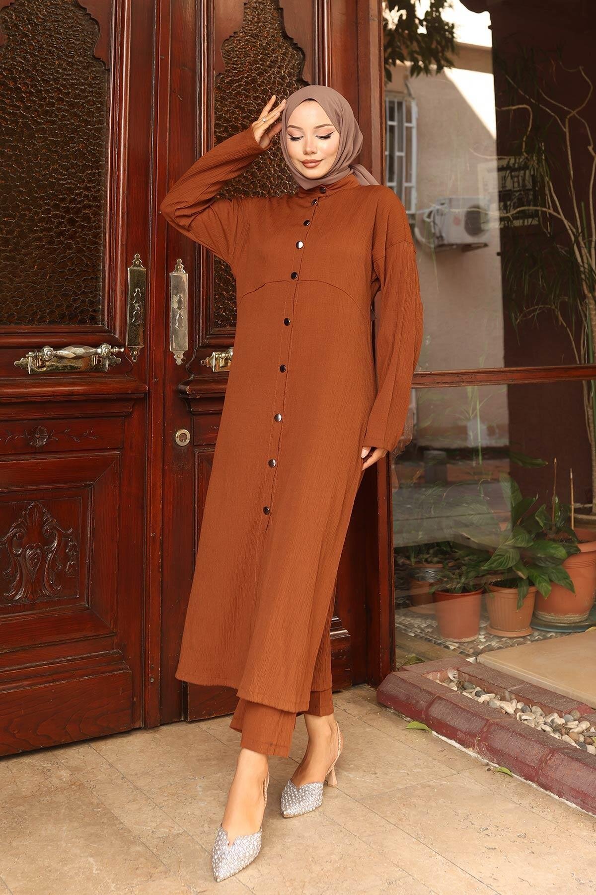 Long Modest Collar-Detail Two-Piece Set - Brown - Misskayle