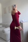 Bordo Uzun Tek Omuzlu Aksesuar Detaylı Abiye Elbise