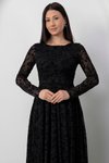 Siyah Flok Baskılı Uzun Kayık Yaka Dantel Elbise
