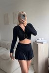 Siyah V Yaka Tokalı Crop Mini Etek Takım