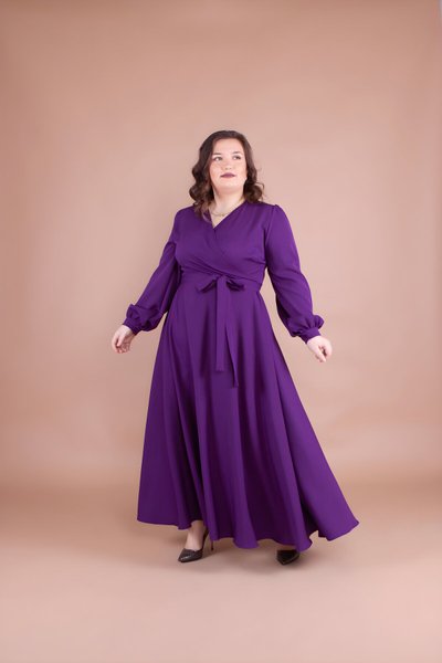 فستان محتشم مقاس كبير أرجواني عميق