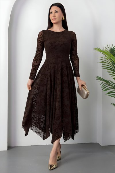 Kahverengi Flok Baskılı Uzun Kayık Yaka Dantel Elbise