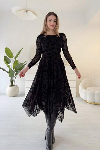 Siyah Flok Baskılı Uzun Eteği Asimetrik Elbise