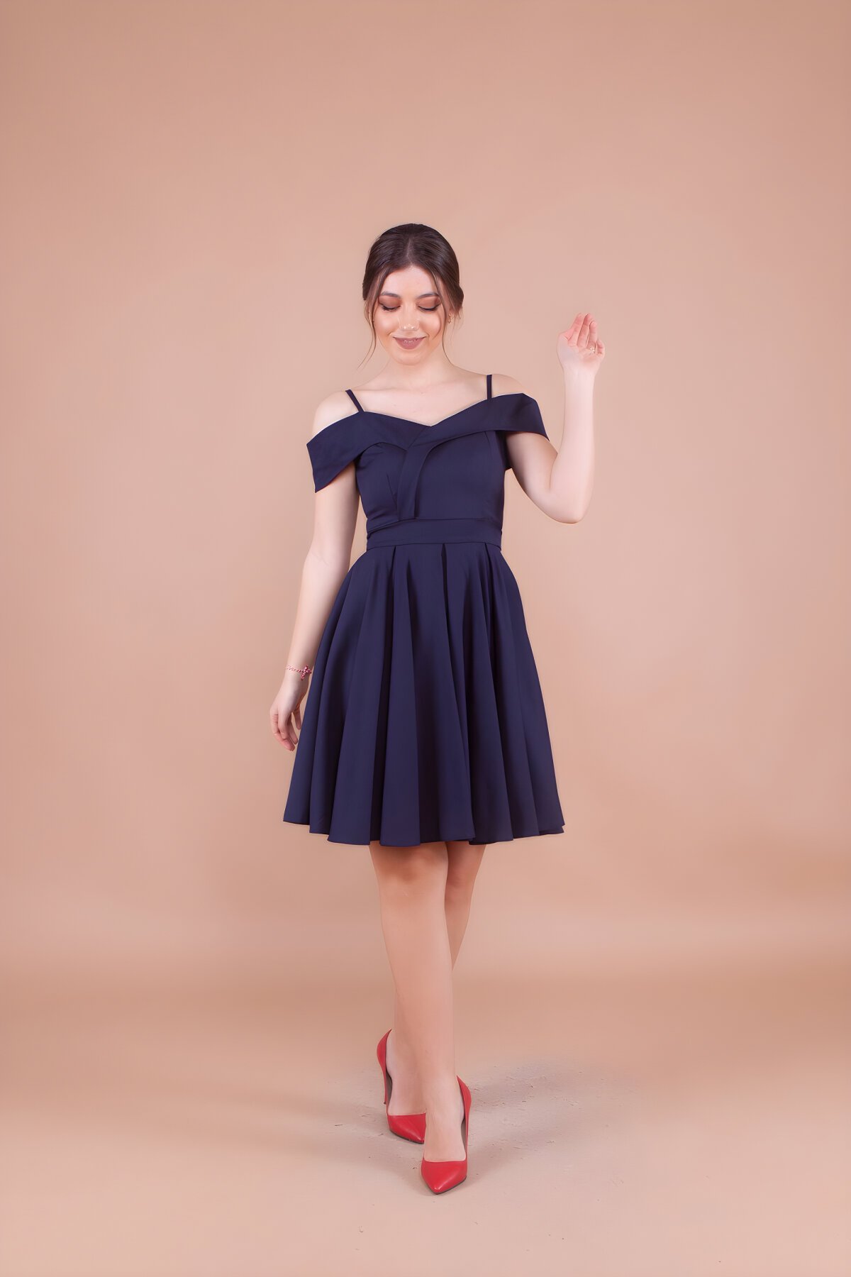 Lacivert Mini Askılı Düşük Omuz Detaylı Pileli Abiye Elbise - Bidoluelbise