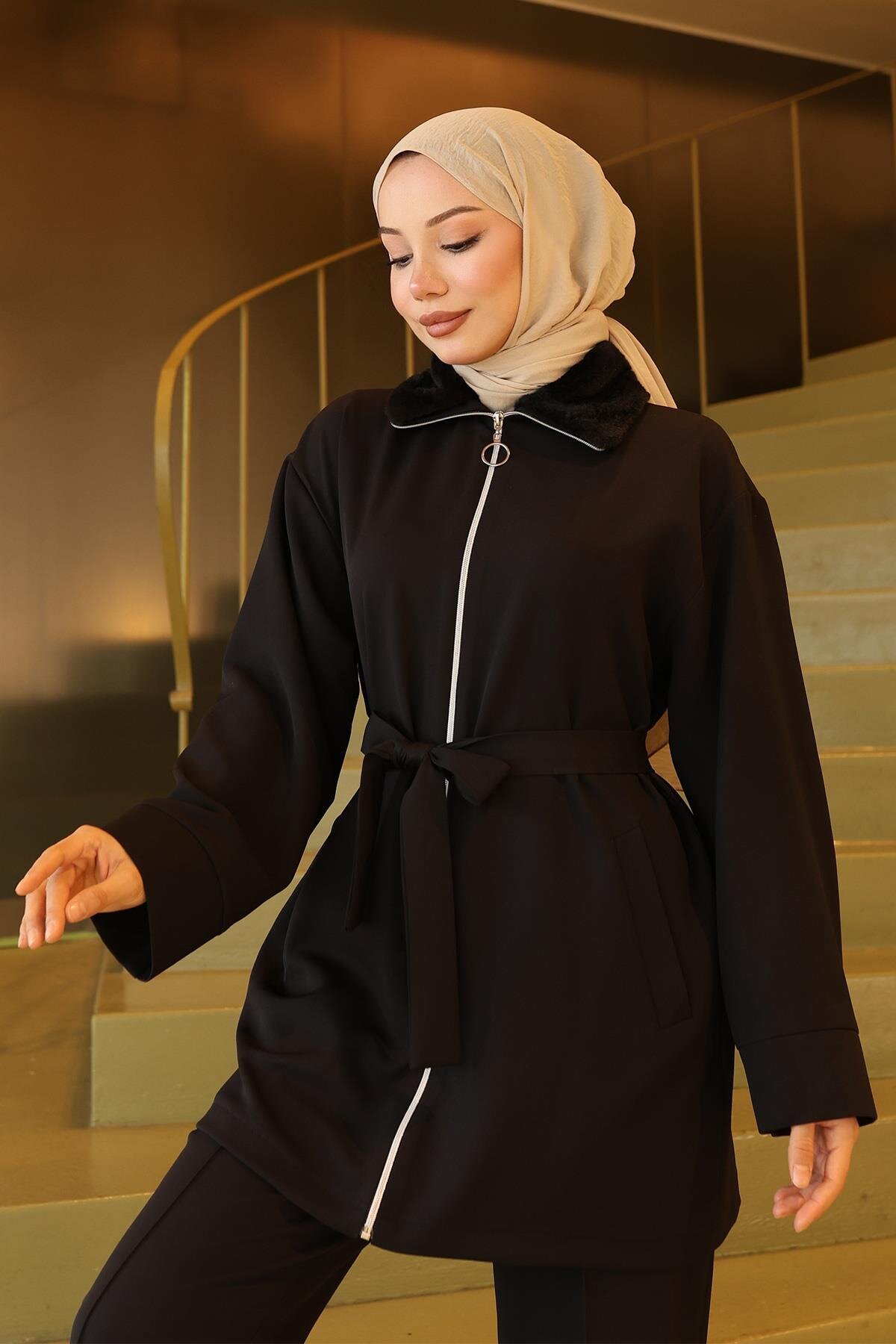 Two-Piece Fur Collar Detail Modest Set - Black - Modamihram