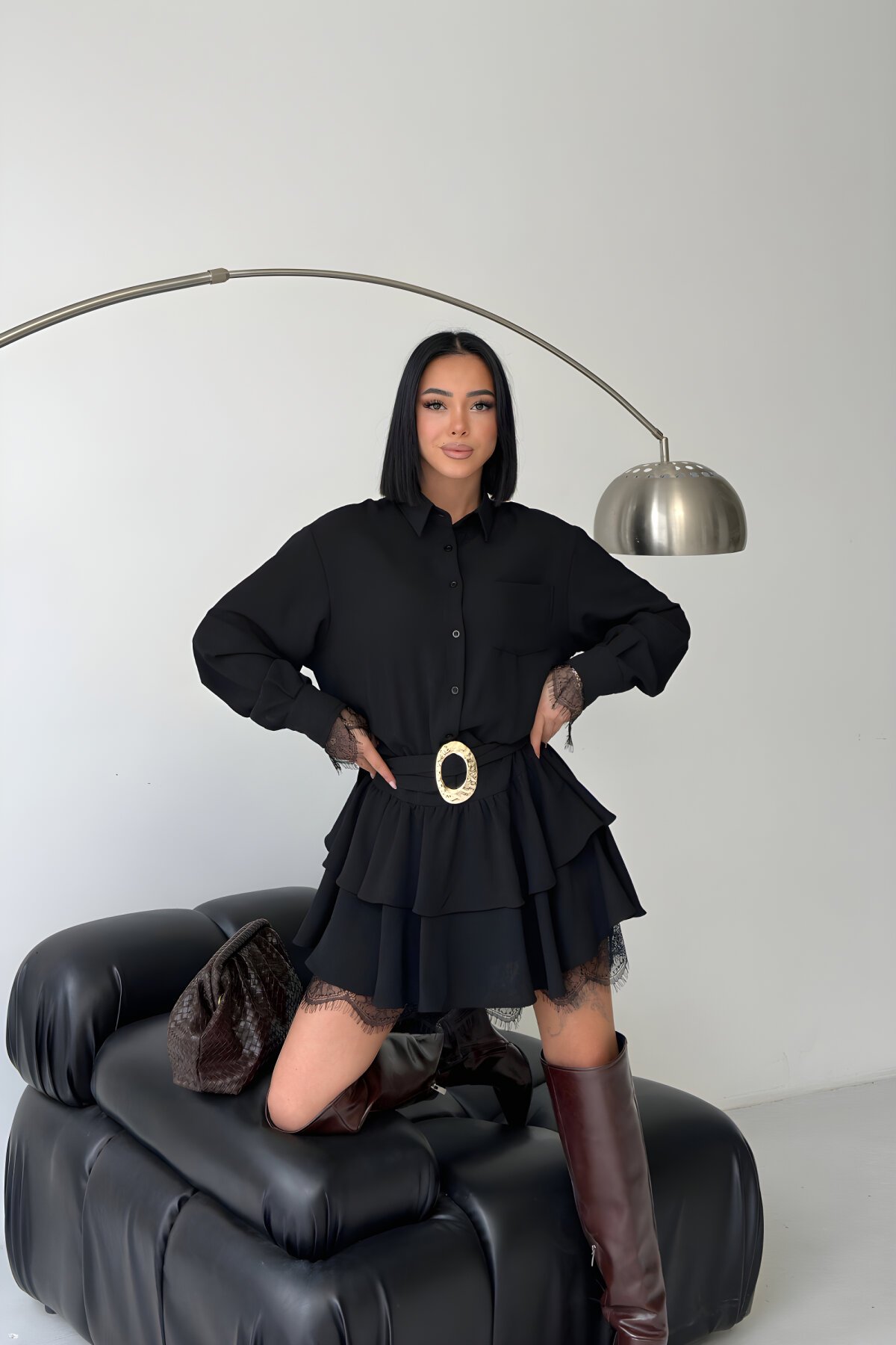 Siyah Mini Gömlek Kemerli Dantel Detaylı Elbise - MOZENA