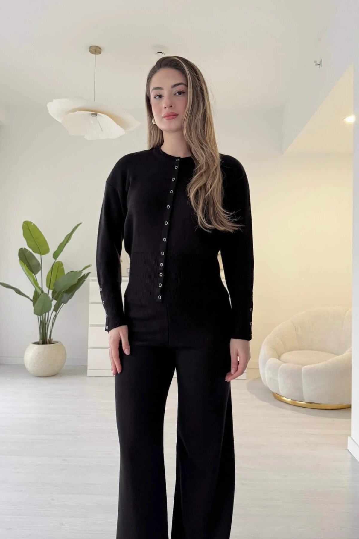 Waist-Fitted Knit Snap-Button Two-Piece Set - Black - MOZENA