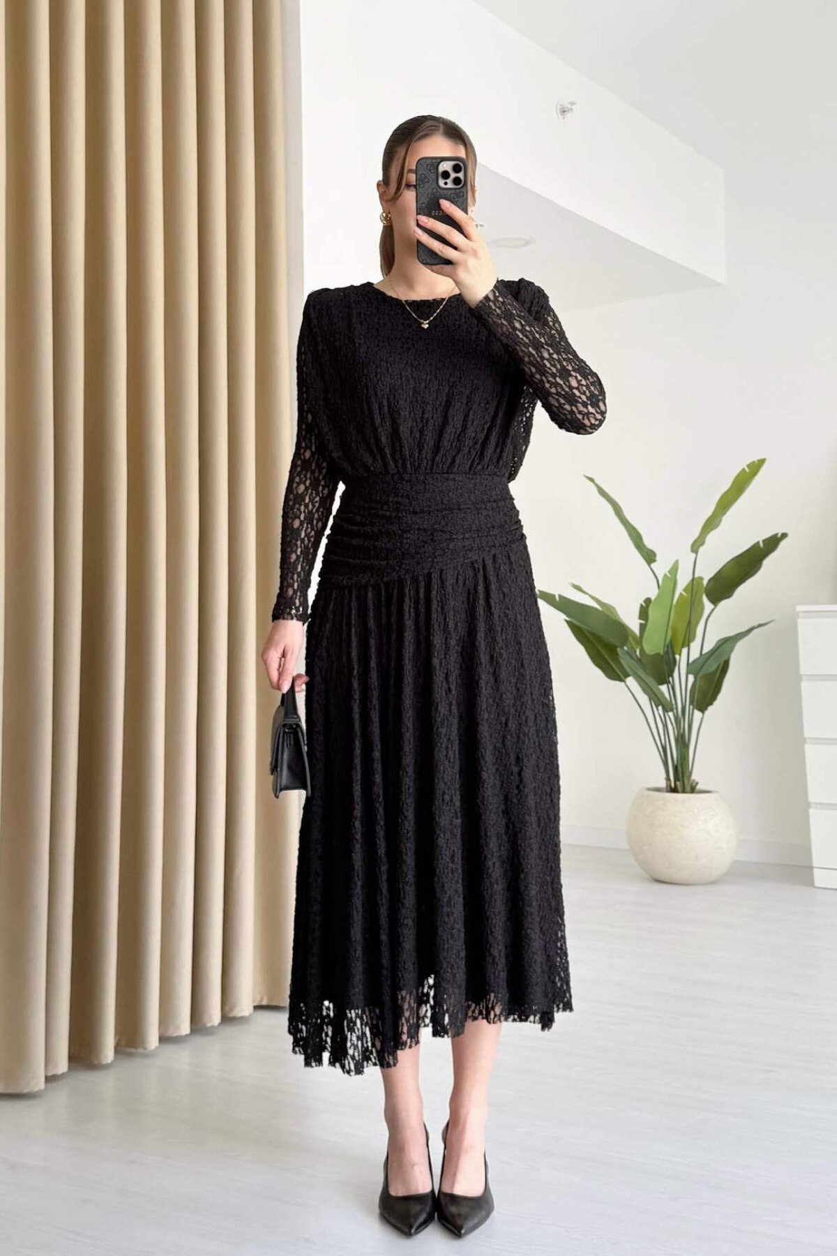 Long Waist-Detail Guipure Lace Dress - Black - MOZENA