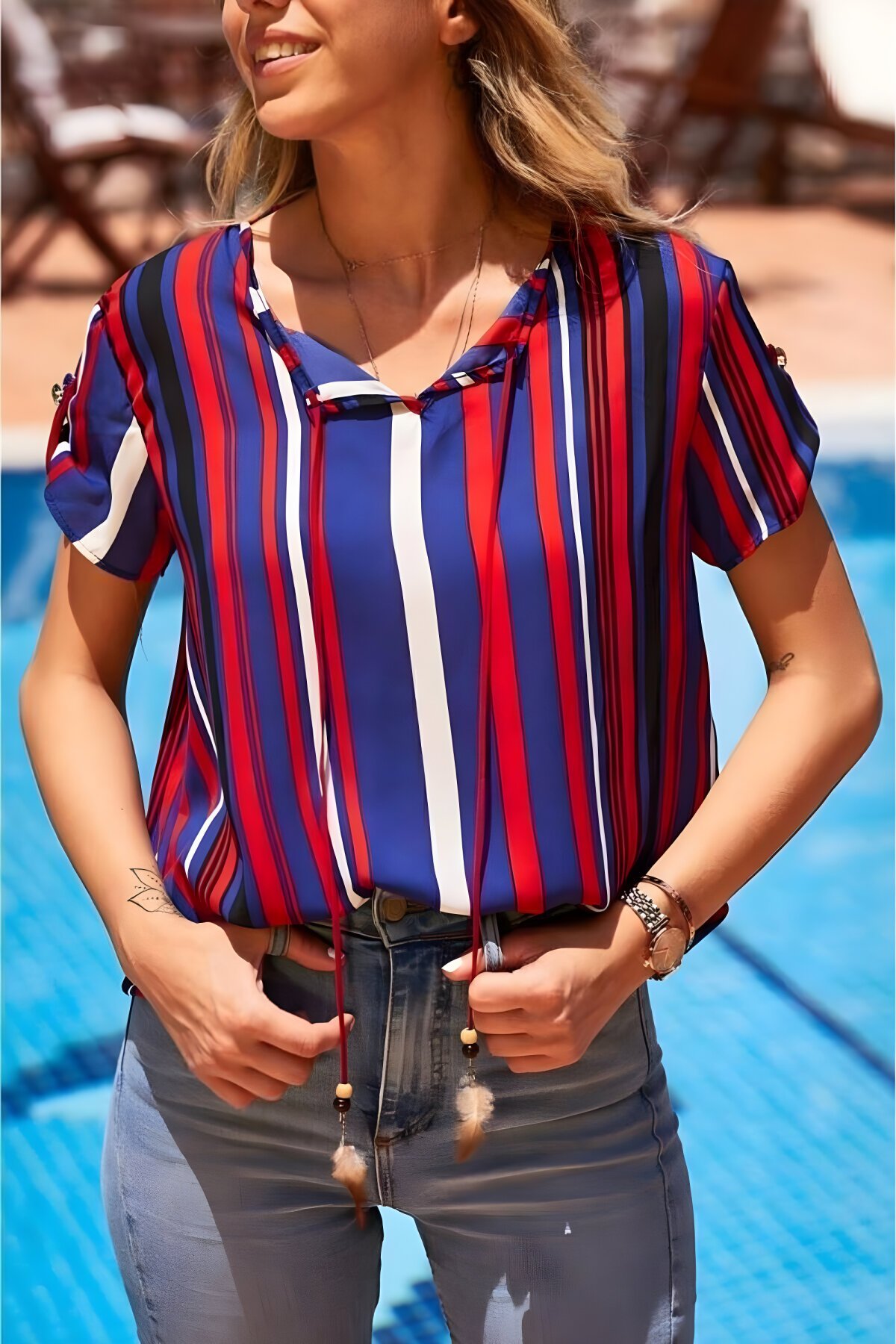 Short-Sleeve Striped Slit-Neck Tie-up Blouse - Navy Blue - Pasaklı Giyim