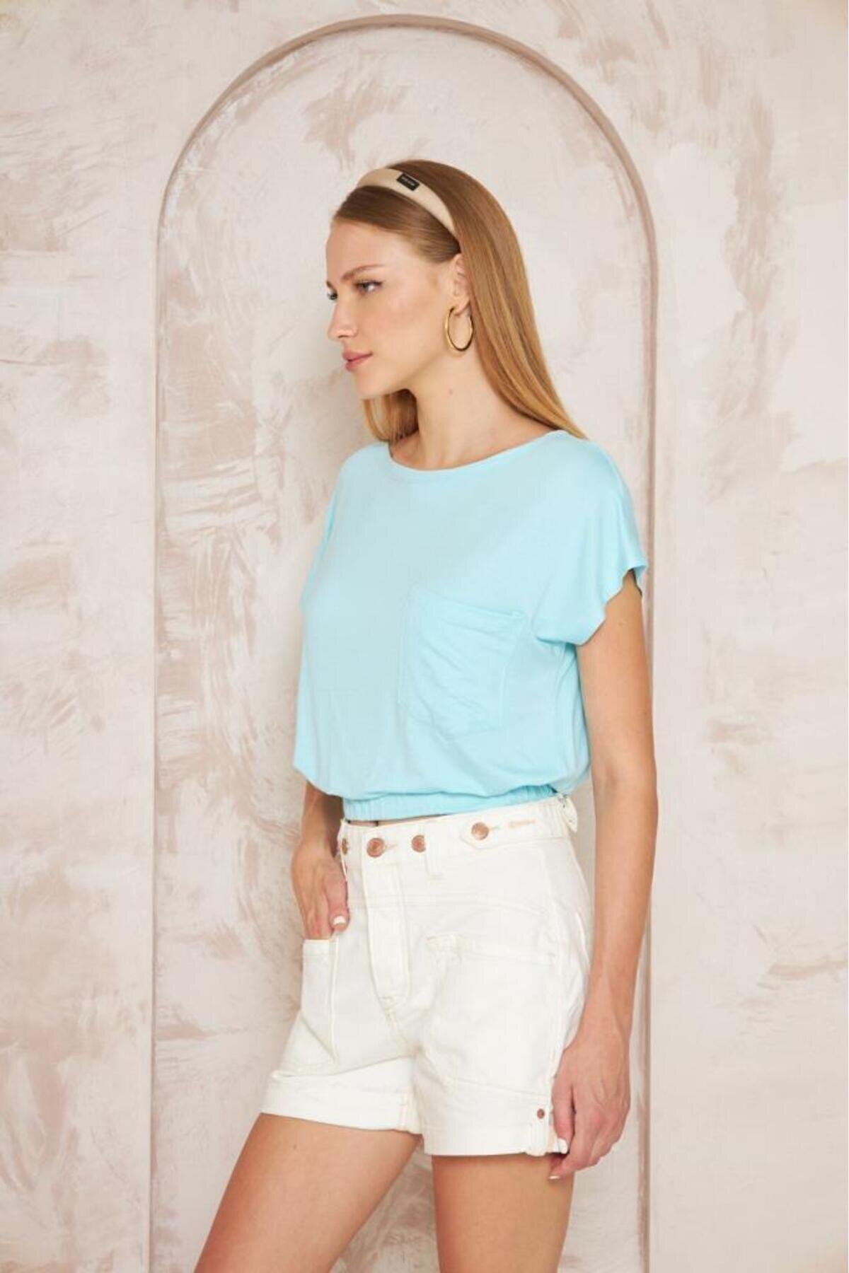Mint Yeşili Kısa Kol Geniş Yuvarlak Yaka Eteği Lastikli Cepli Crop Bluz - Pasaklı Giyim