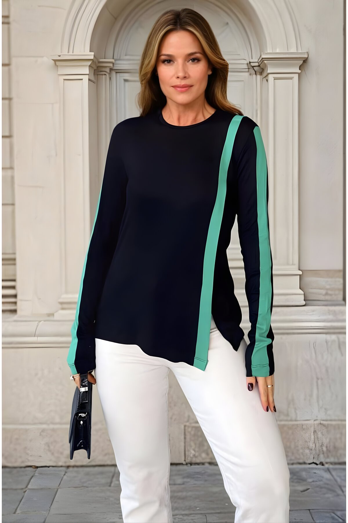 Long Sleeve Round Neck Asymmetric Slit Blouse - Black - Pasaklı Giyim