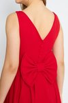 Kırmızı Midi Pileli Kloş V Yaka Sırtı Fiyonklu Abiye Elbise