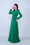 Yeşil Beli Büzgülü Kuşaklı Tesettür Abiye Elbise